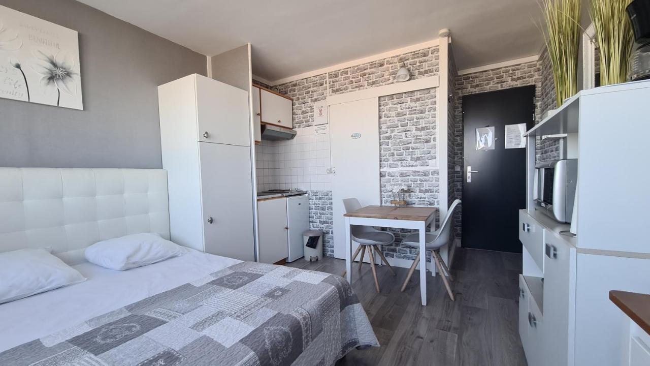Residence Du Bord De Mer 9 Appartements Avec Une Vraie Vue Mer Ле-Трепор Екстер'єр фото