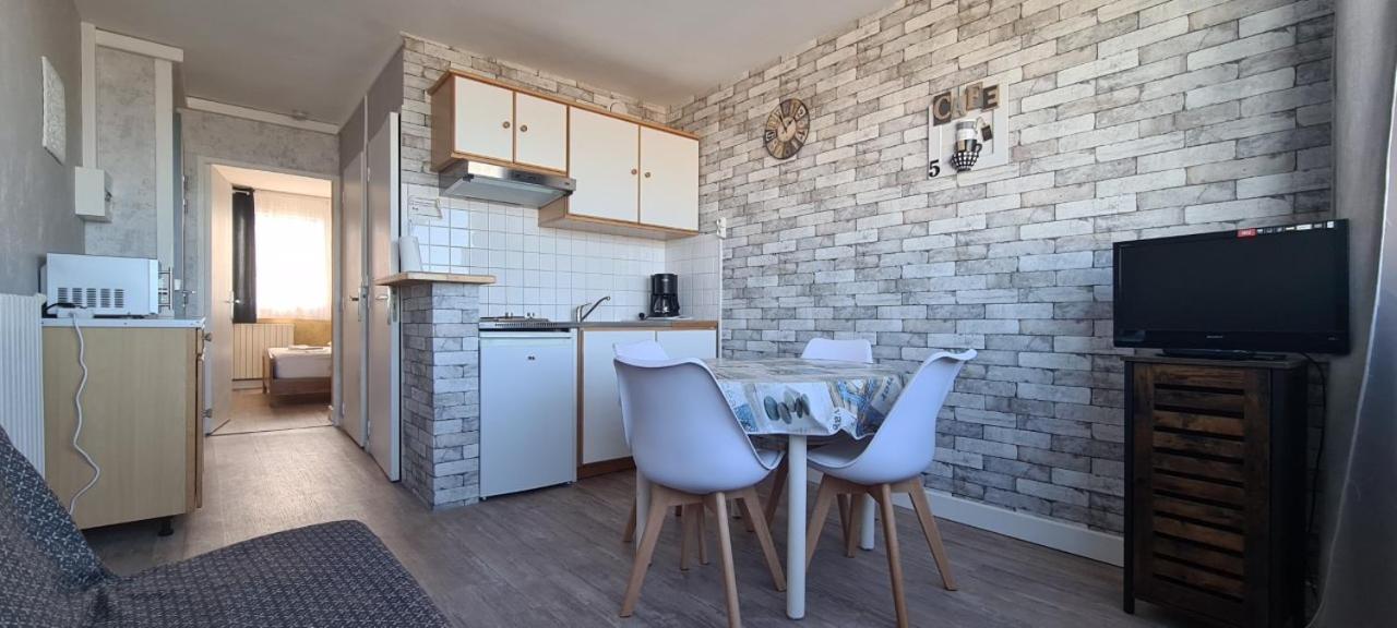 Residence Du Bord De Mer 9 Appartements Avec Une Vraie Vue Mer Ле-Трепор Екстер'єр фото