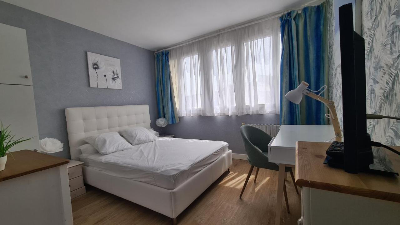 Residence Du Bord De Mer 9 Appartements Avec Une Vraie Vue Mer Ле-Трепор Екстер'єр фото